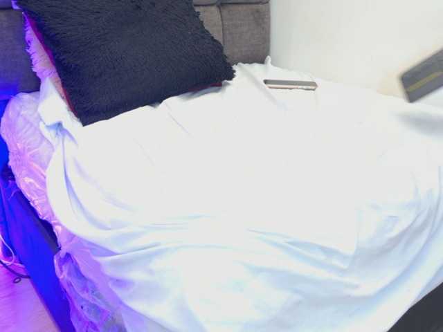 aly-n-seba live cam on BongaCams
