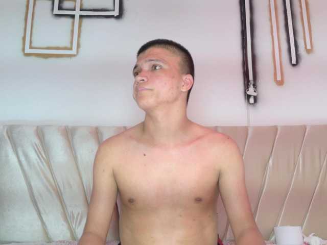 aly-n-seba live cam on BongaCams