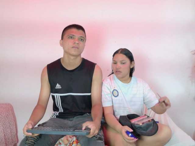 aly-n-seba live cam on BongaCams