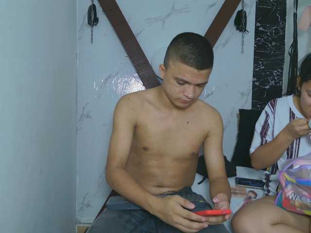 aly-n-seba live cam on BongaCams