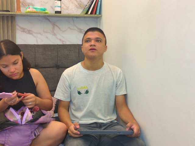 aly-n-seba live cam on BongaCams