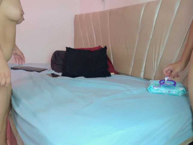 aly-n-seba live cam on BongaCams