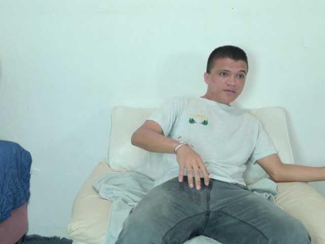 aly-n-seba's BongaCams show and profile