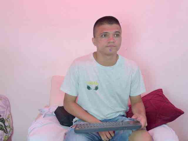 aly-n-seba webcam