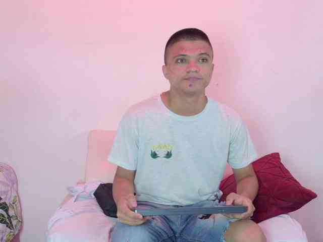 aly-n-seba webcam
