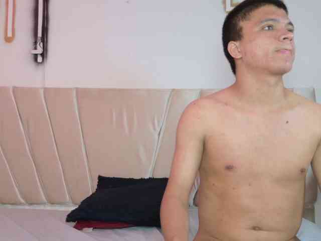 aly-n-seba webcam
