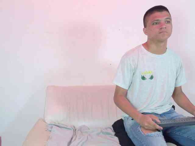 aly-n-seba webcam