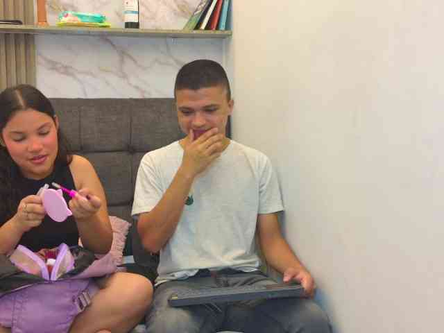 aly-n-seba webcam