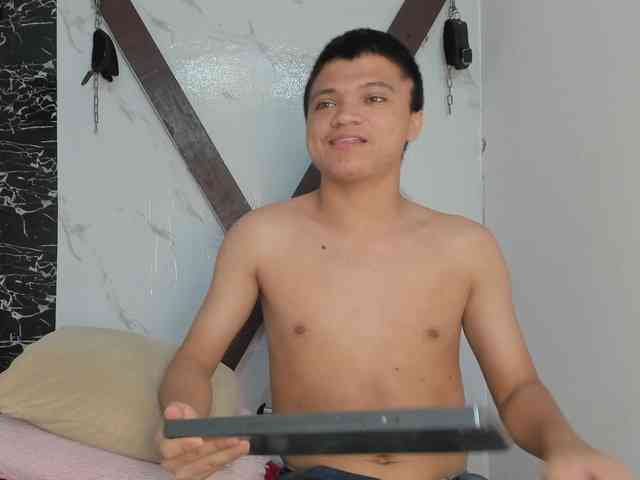Modelo: aly-n-seba