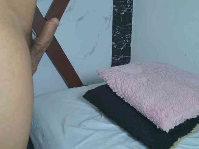 aly-n-seba webcam