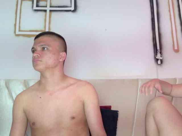 aly-n-seba webcam