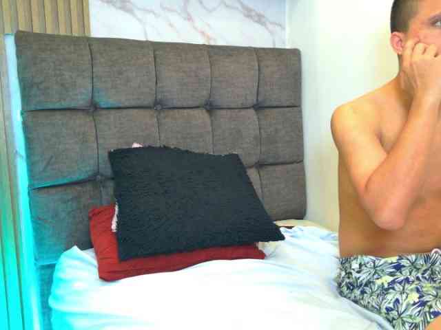 aly-n-seba webcam
