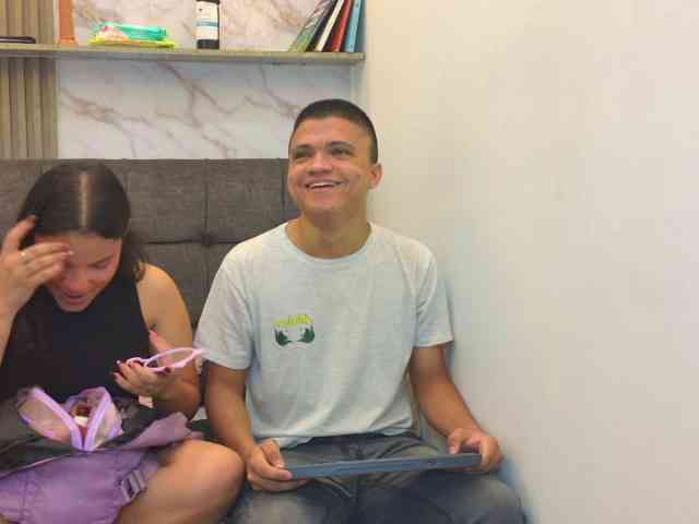 aly-n-seba webcam