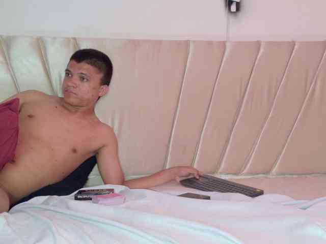 aly-n-seba webcam