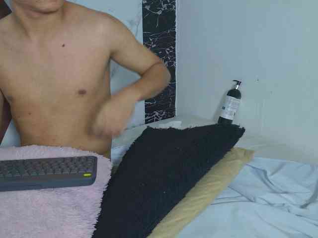 aly-n-seba webcam