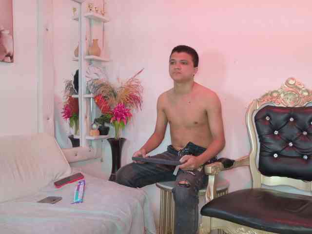 aly-n-seba webcam