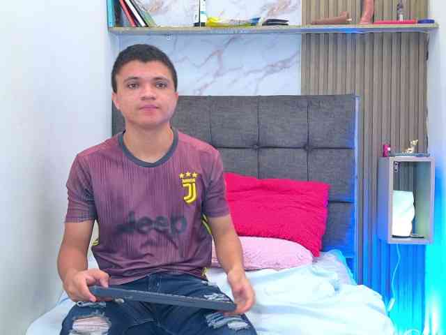 aly-n-seba webcam