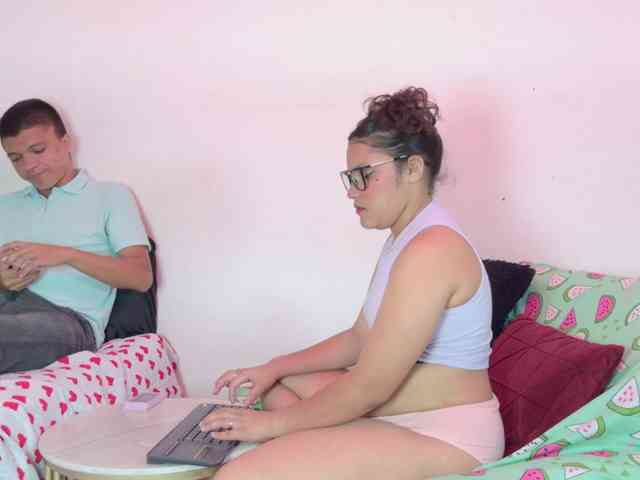 aly-n-seba webcam