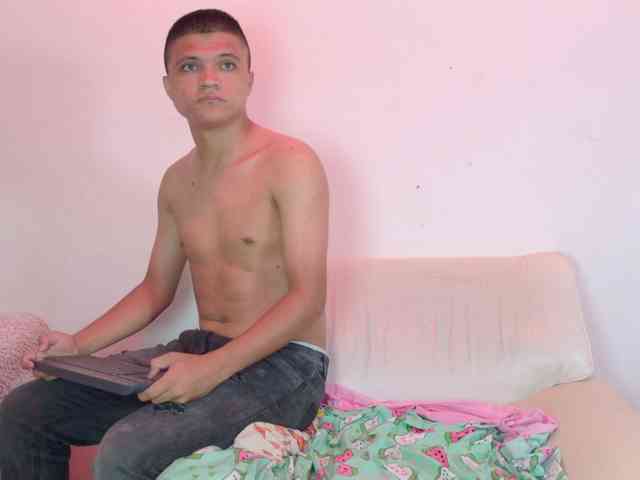 aly-n-seba webcam