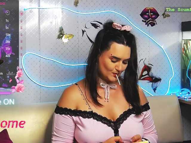 WickedButShy live on BongaCams