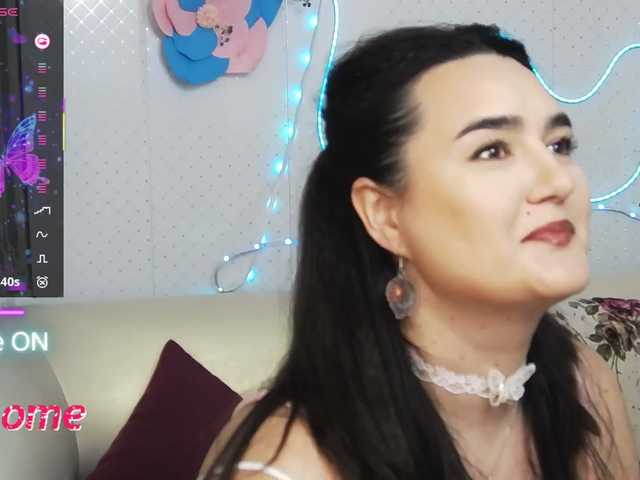 WickedButShy's BongaCams show and profile