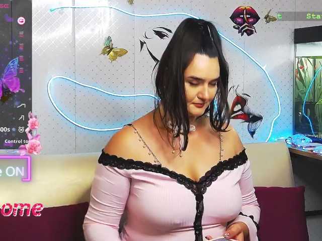 WickedButShy live cam on BongaCams