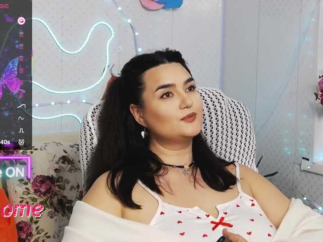 WickedButShy's BongaCams show and profile