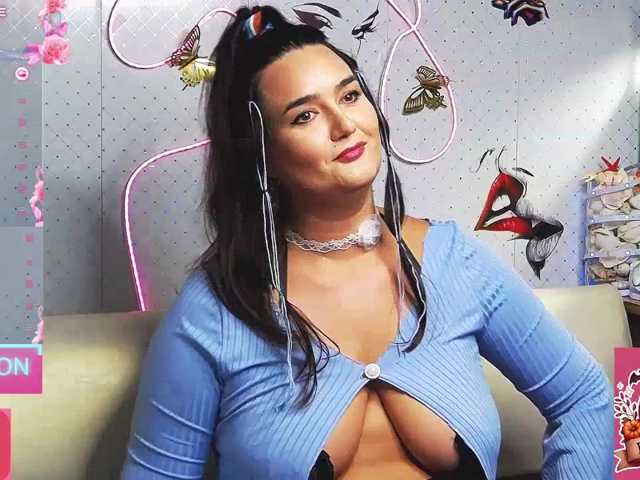 WickedButShy live cam on BongaCams