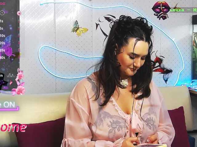 WickedButShy live cam on BongaCams