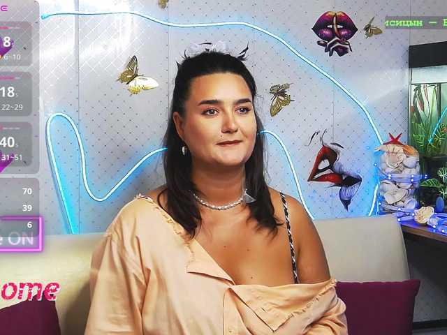 Lina_- live cam preview