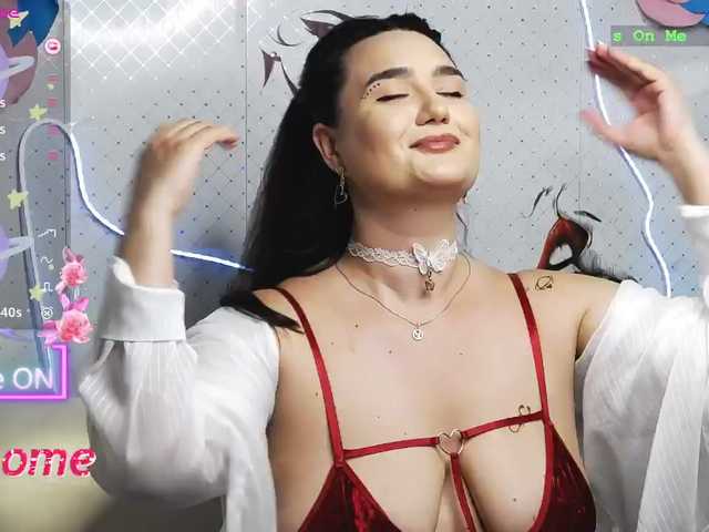 WickedButShy live cam on BongaCams
