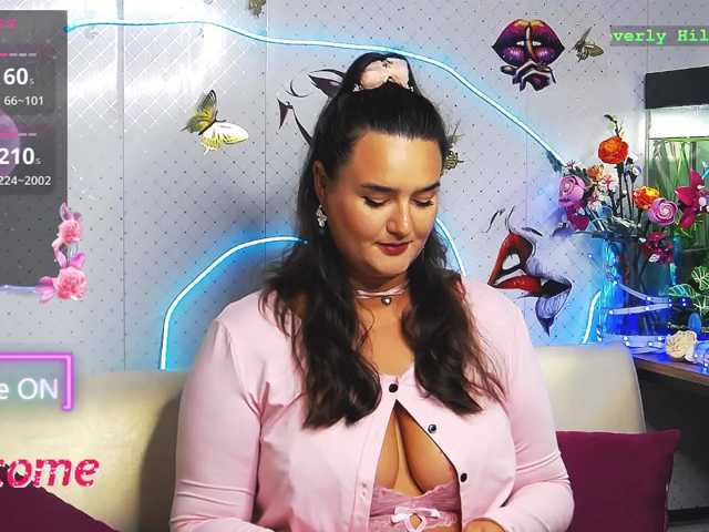 WickedButShy live cam on BongaCams