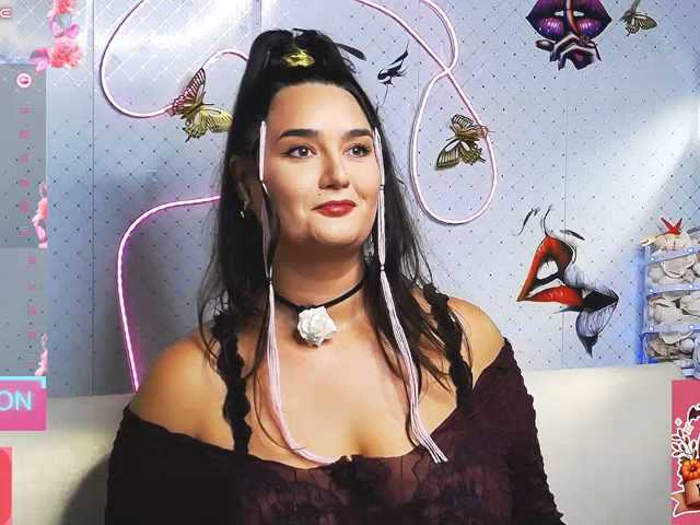 WickedButShy live cam on BongaCams
