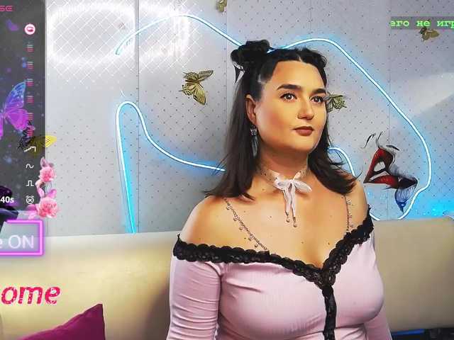 WickedButShy live cam on BongaCams