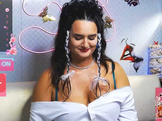 WickedButShy live cam on BongaCams