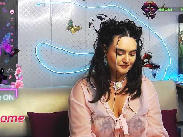 WickedButShy live cam on BongaCams