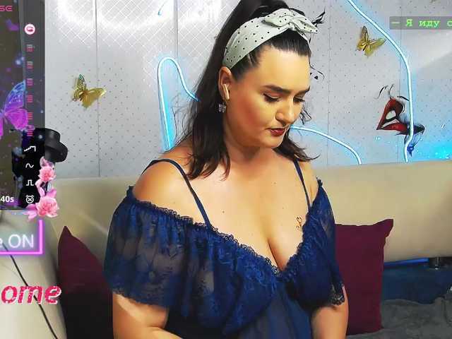 WickedButShy live cam on BongaCams