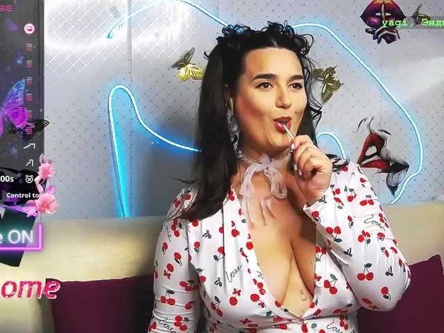 Lina_ live webcam show