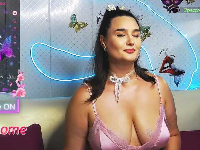 Lina_