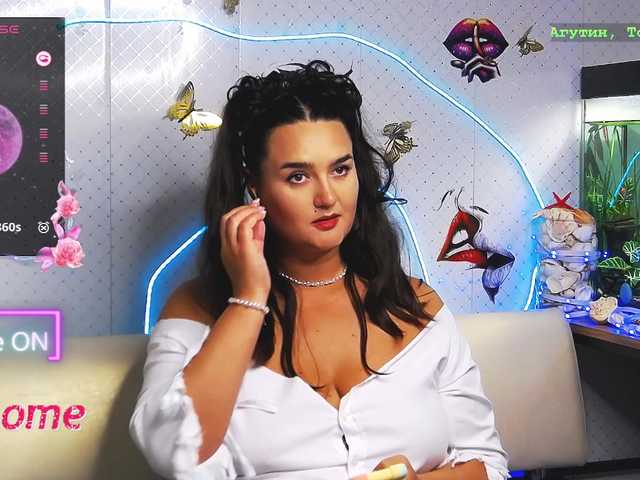 WickedButShy live cam on BongaCams