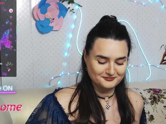 WickedButShy's BongaCams show and profile