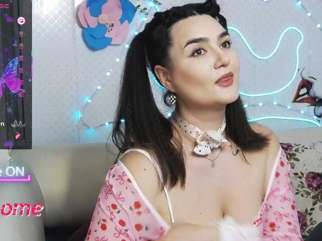 WickedButShy's BongaCams show and profile