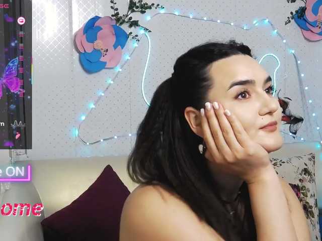 WickedButShy's BongaCams show and profile