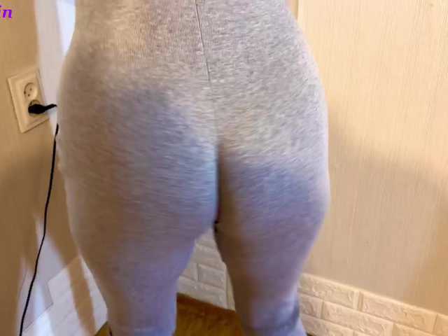 le modèle Lina_ est en webcam porno dans un show sur le site bongacams, il possède les tags suivants: White/Caucasian,Brunette,Shaved
