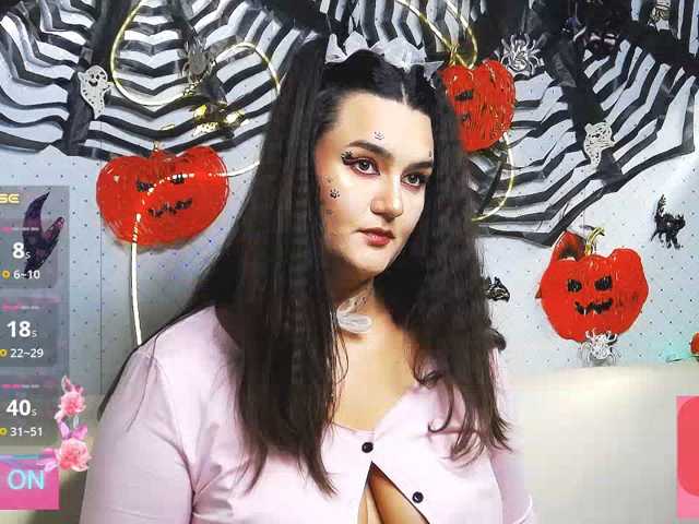WickedButShy live cam on BongaCams