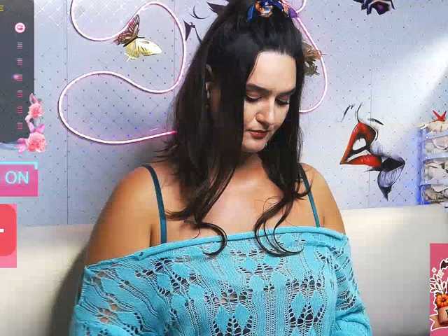 WickedButShy live cam on BongaCams