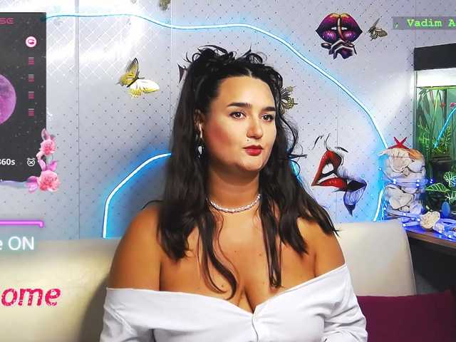 WickedButShy live cam on BongaCams