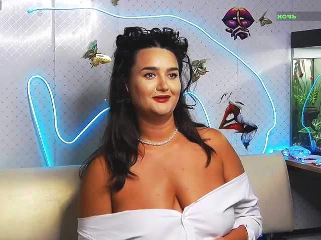WickedButShy live cam on BongaCams