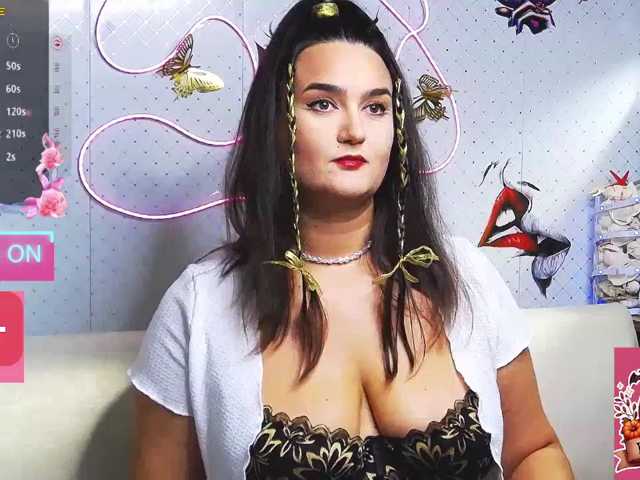 WickedButShy, live now on BongaCams