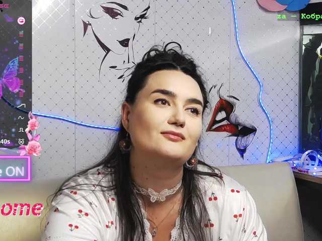 WickedButShy live cam on BongaCams